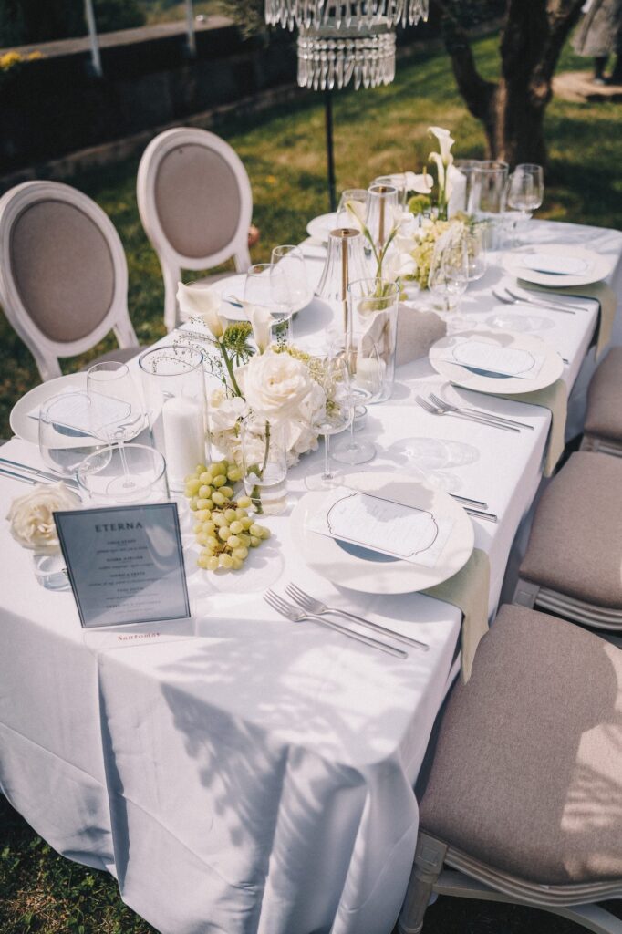 Poročna floristika Flora Atelier – Santomas Estate