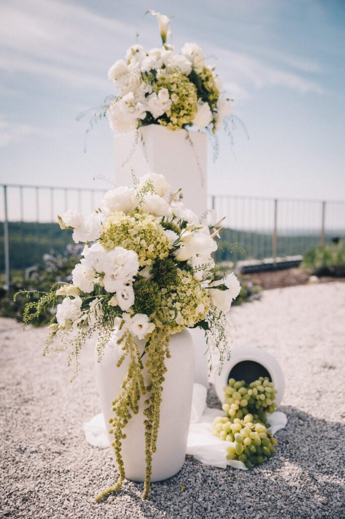 Poročna floristika Flora Atelier – Santomas Estate